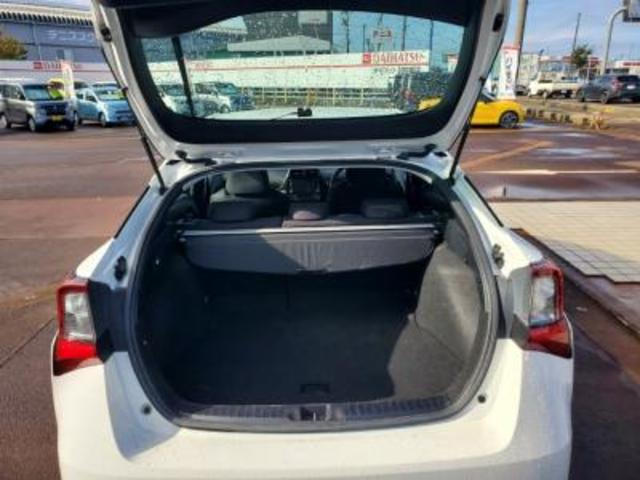 Toyota Prius 2021